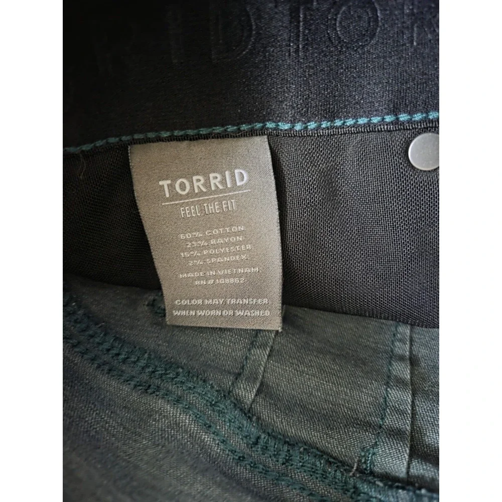 Torrid Bombshell Skinny‎ Jean Plus Size 16 Super Soft Green
